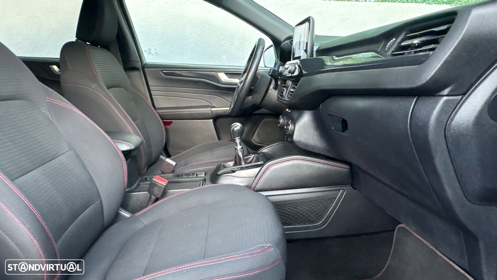 Ford Kuga 1.5 EcoBoost ST-LINE X - 12