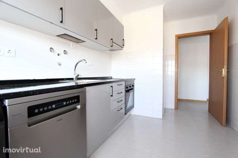 VENDE APTO T2 Mina da Agua - Grande imagem: 3/12