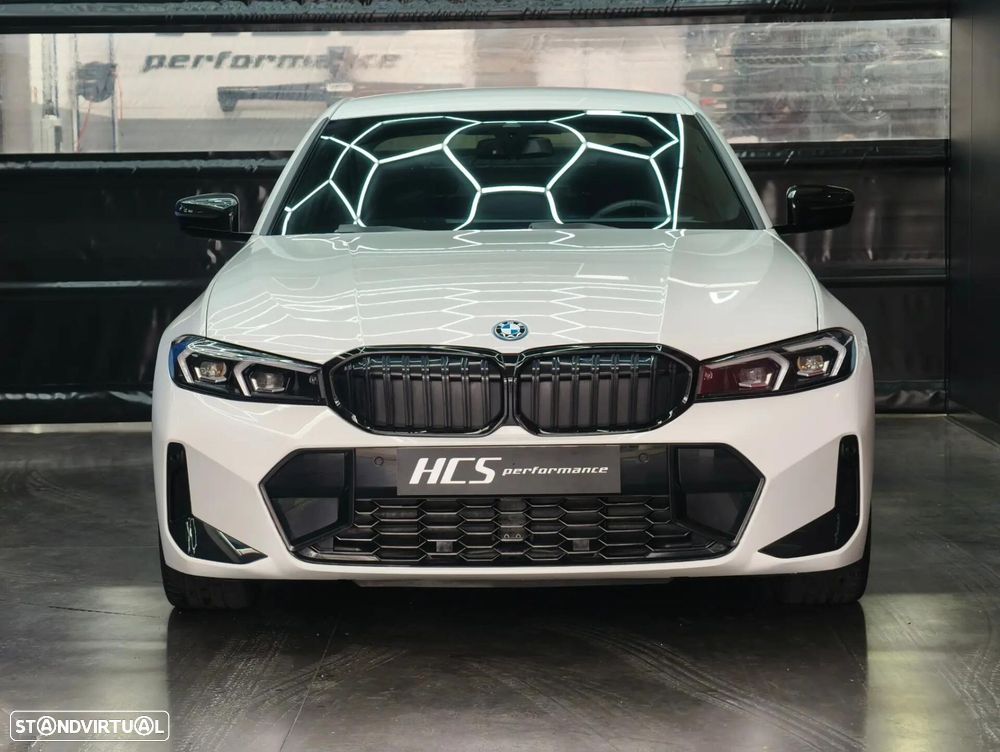 BMW 330 e Pack Desportivo M Pro Auto - 12