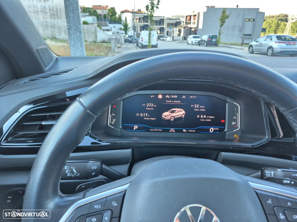 VW T-Roc 1.5 TSI R-Line DSG - 15