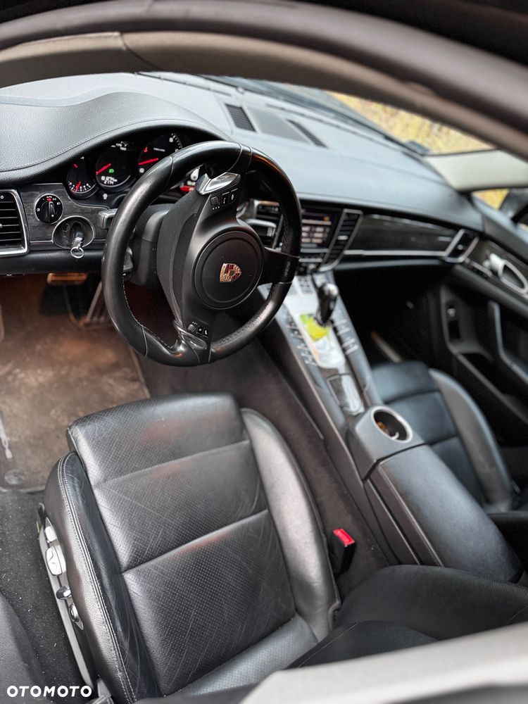 Porsche Panamera 4 PDK - 8