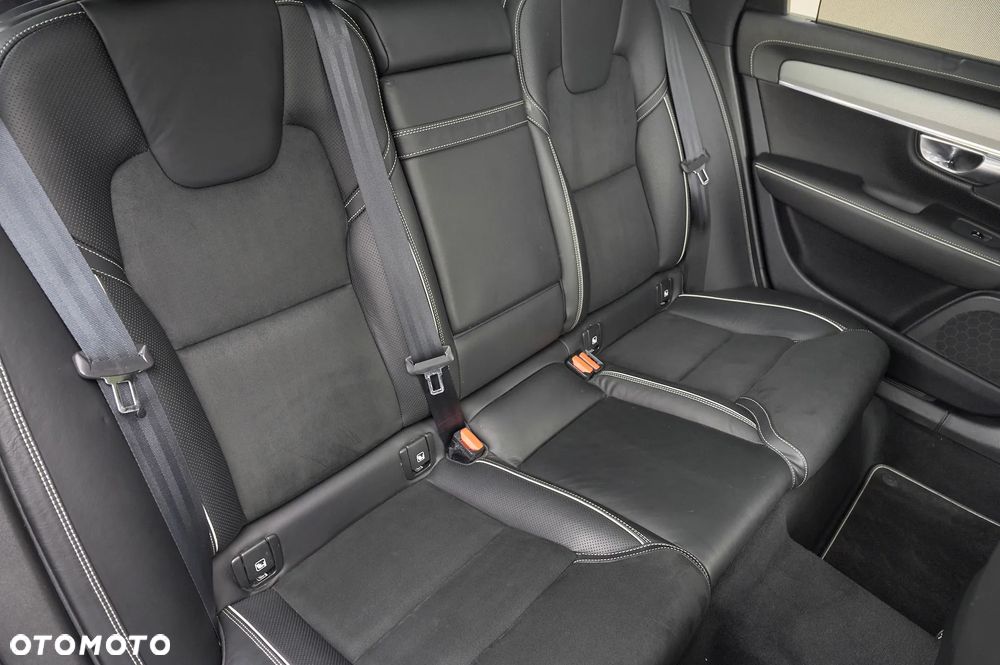 Volvo V90 T5 R-Design - 28