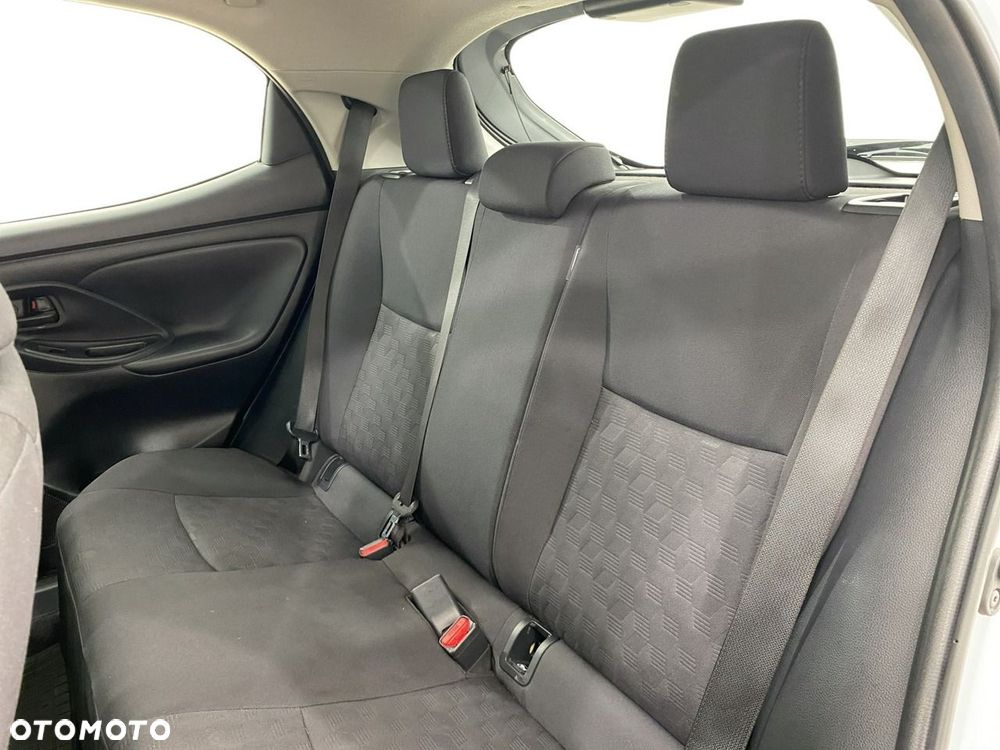 Toyota Yaris - 13