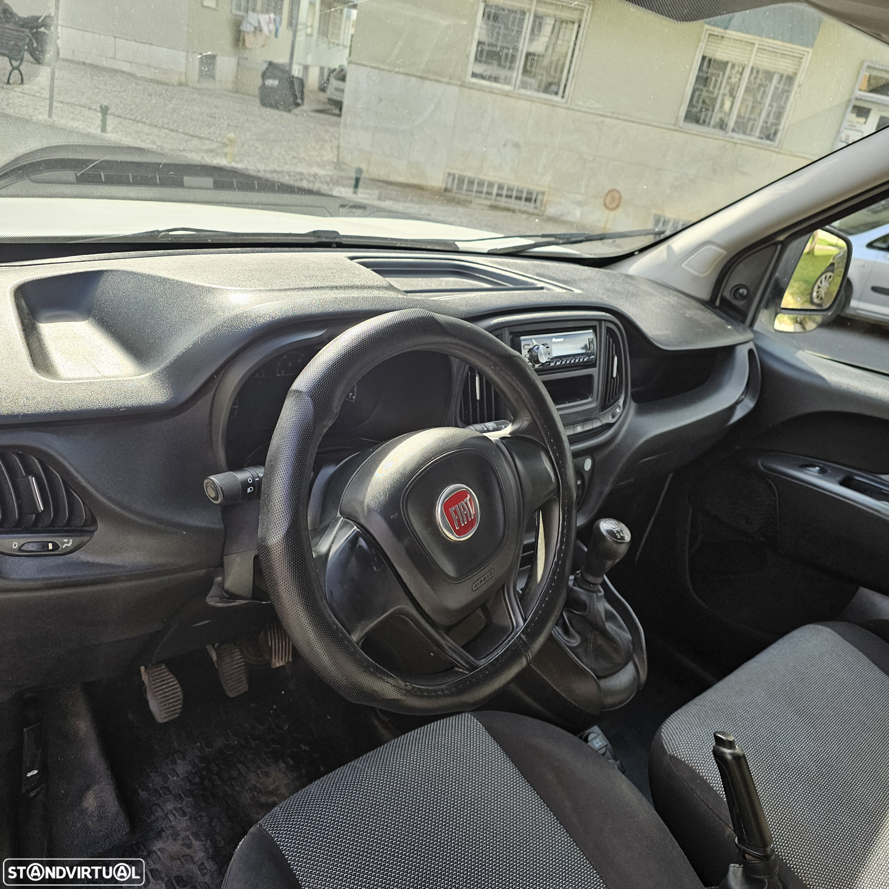 Fiat Doblo 3LUG A/C - 10