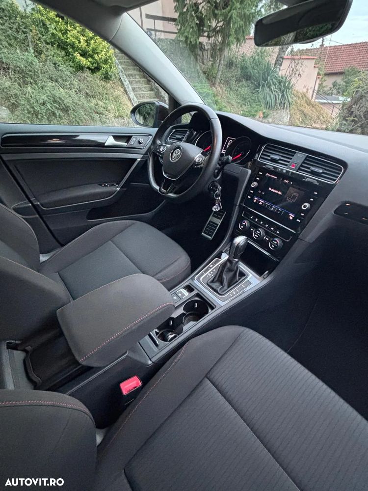 Volkswagen Golf 2.0 TDI DSG Comfortline - 13