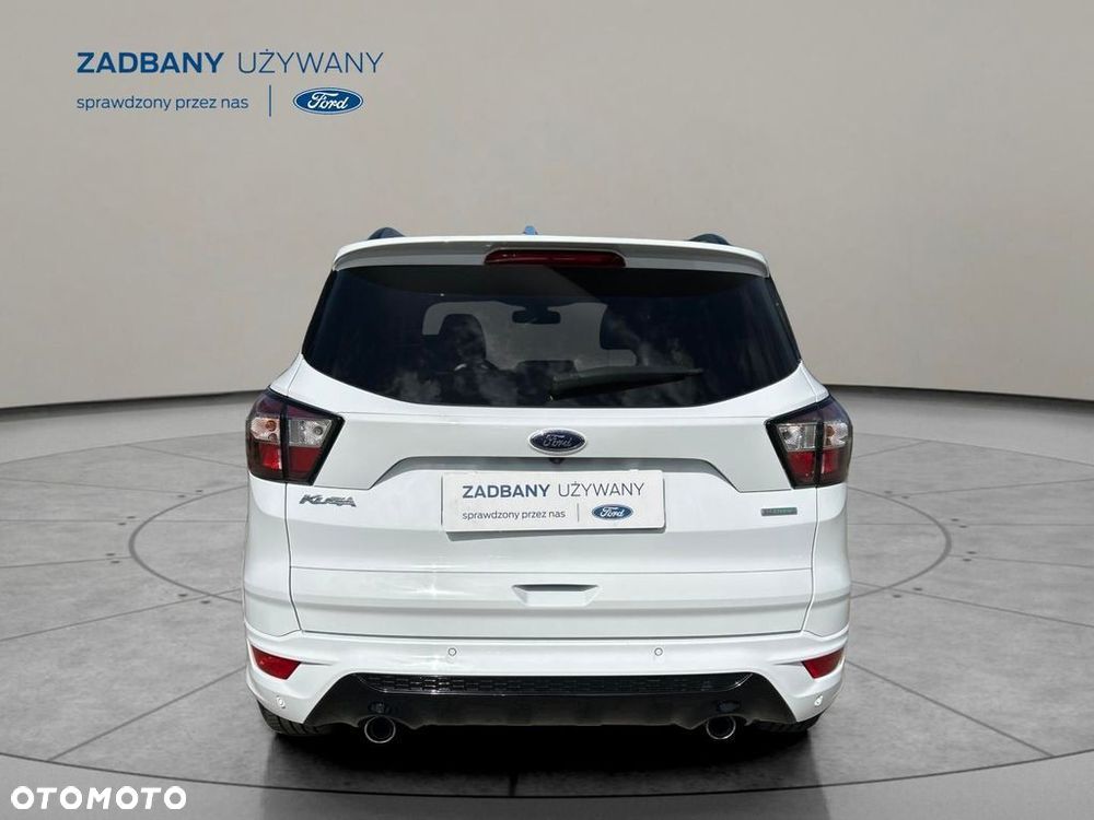 Ford Kuga 1.5 EcoBoost 2x4 ST-Line - 9