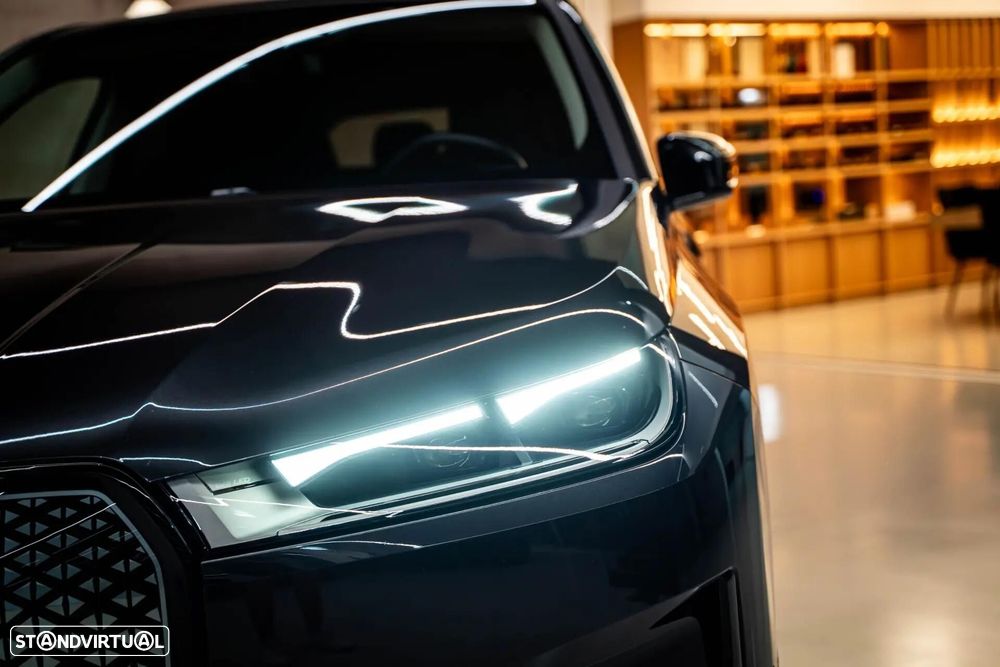 BMW iX xDrive 40 - 4