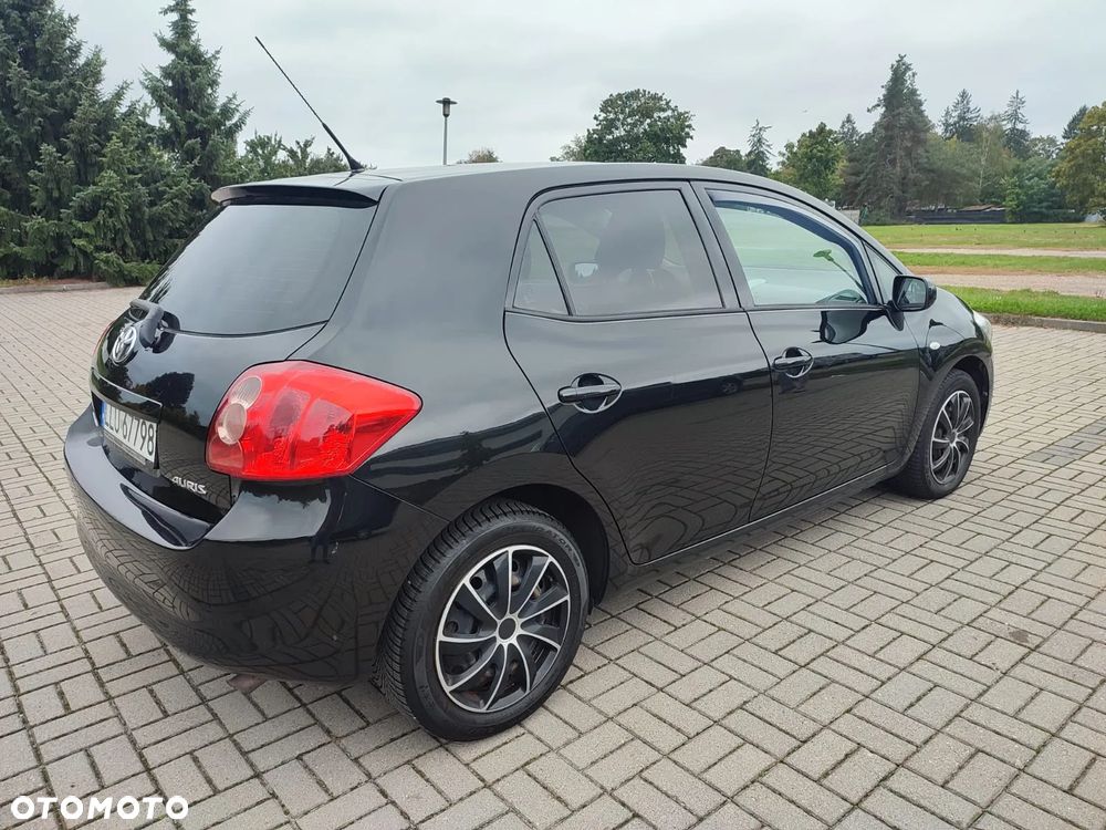 Toyota Auris 1.6 VVT-i Premium - 6