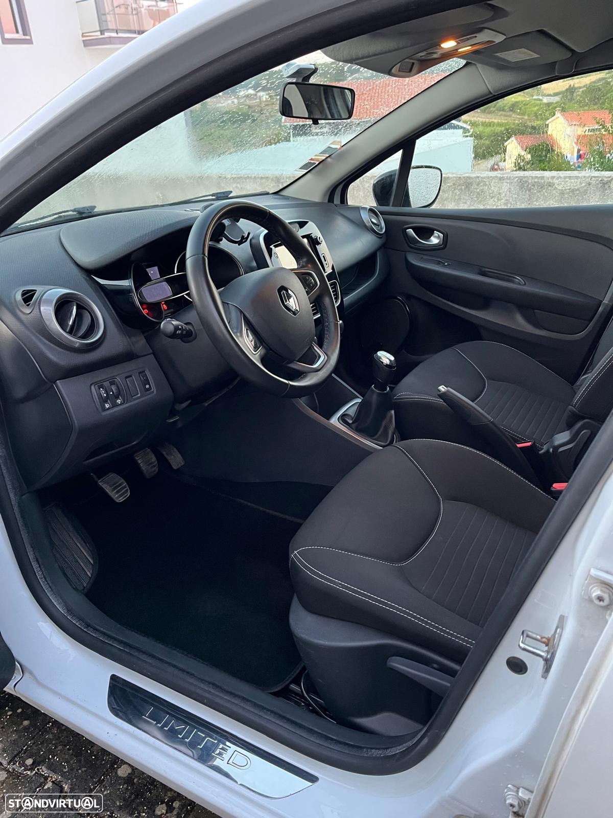 Renault Clio Sport Tourer 1.5 dCi Limited - 14