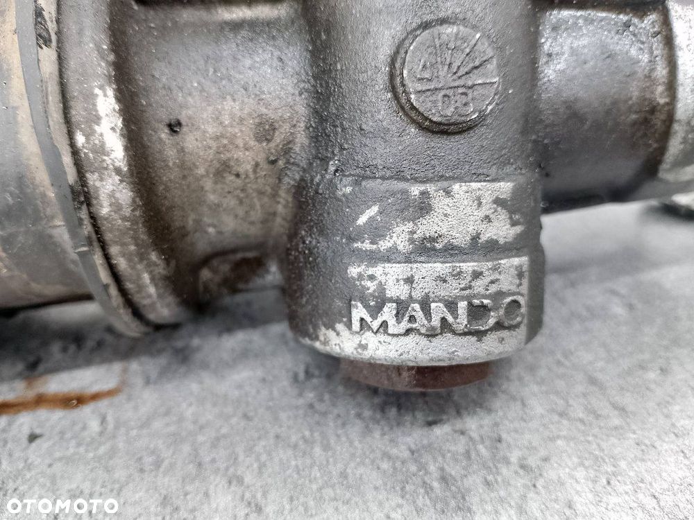 MAGLOWNICA PRZEKŁADNIA KIEROWNICY KIA JOICE 2.0 16V - 8