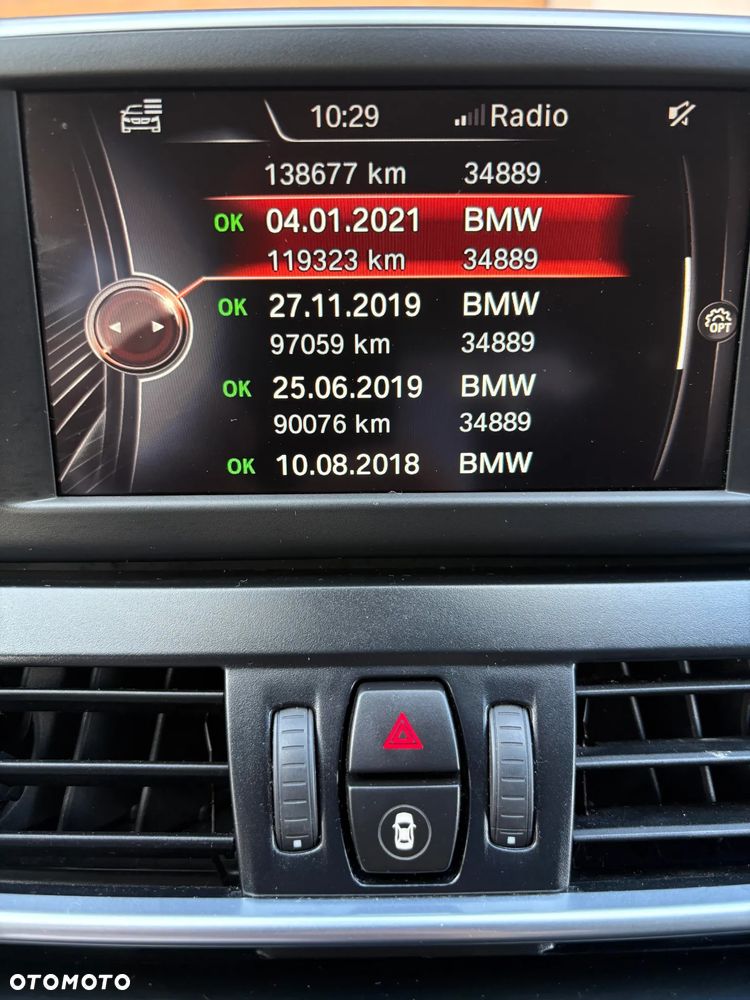 BMW Seria 2 220d Sport Line - 12