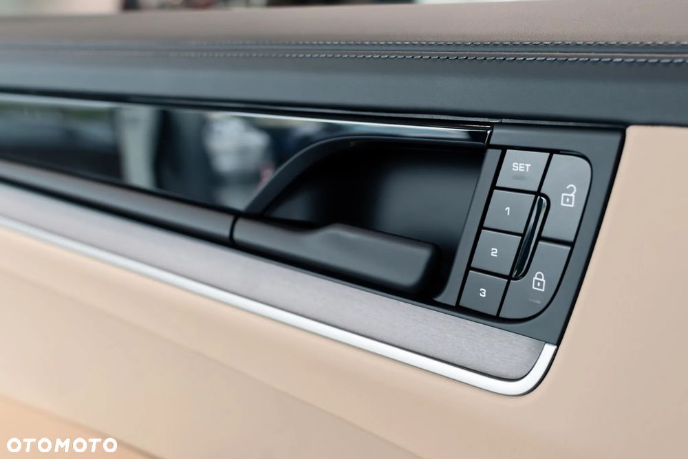 Porsche Cayenne Black Edition - 23