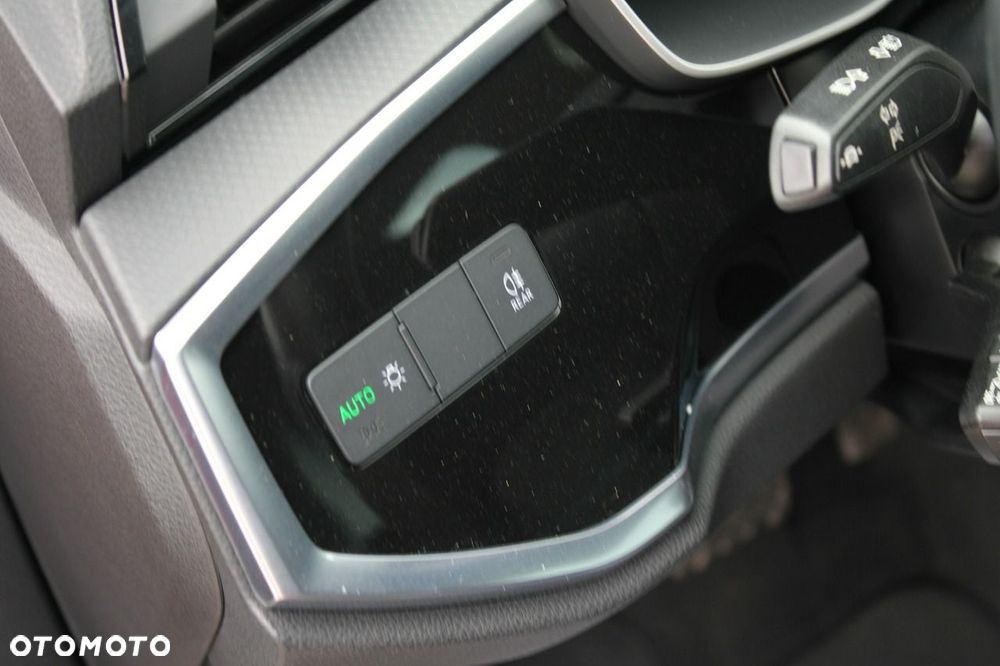 Audi Q3 - 21
