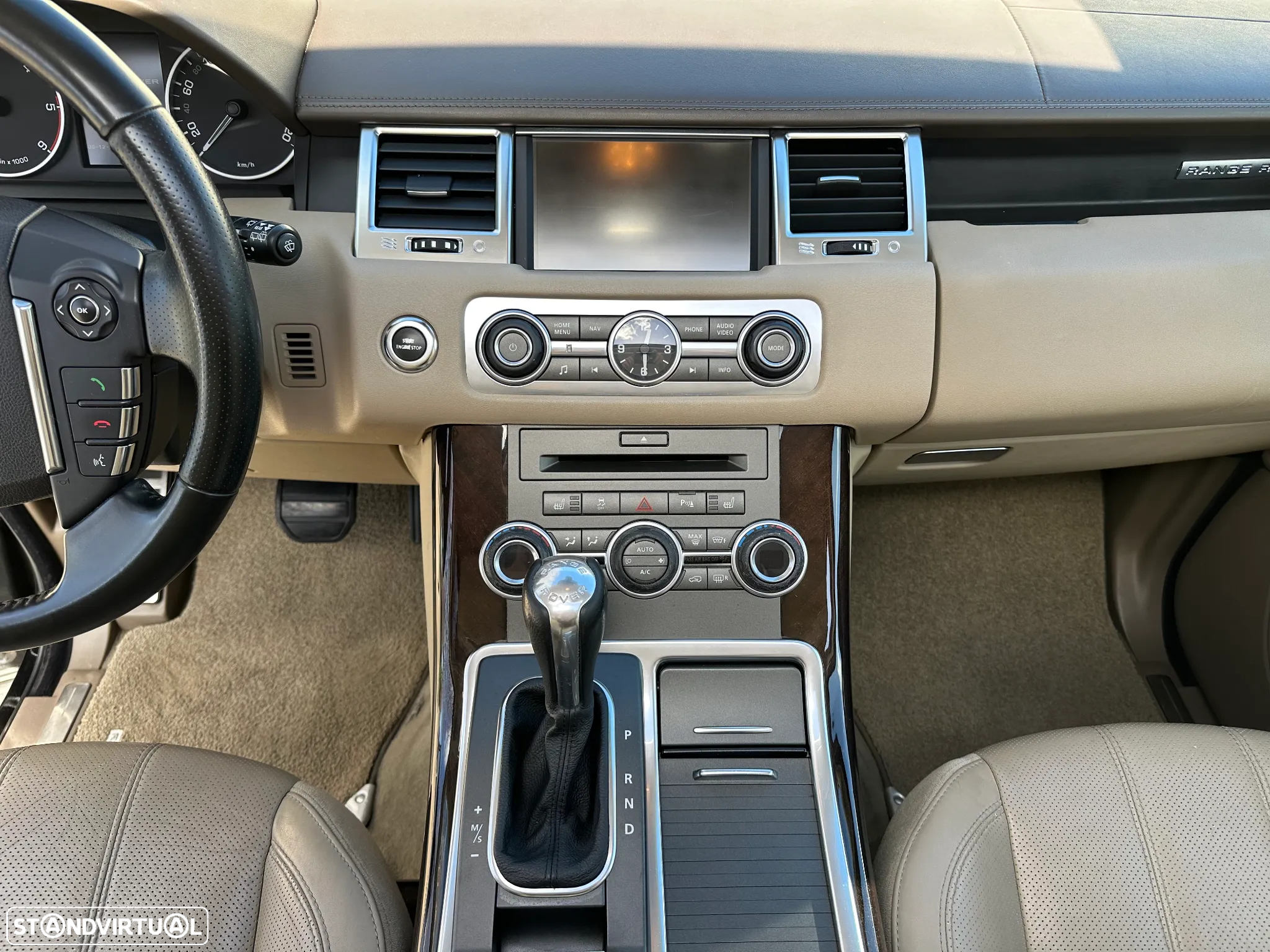 Land Rover Range Rover Sport 3.0 TDV6 HSE - 18