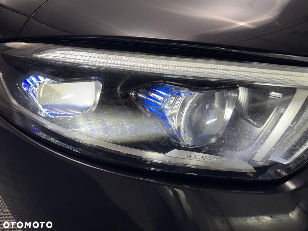Mercedes-Benz CLS 450 4-Matic AMG - 27