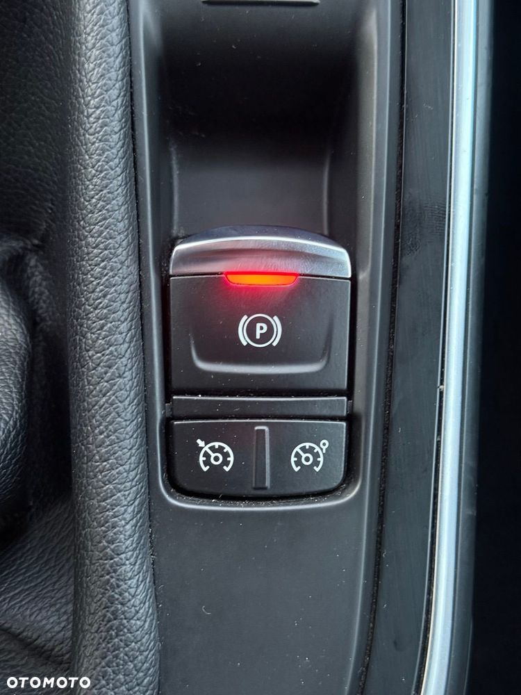 Renault Scenic 1.2 TCE Energy Bose - 11