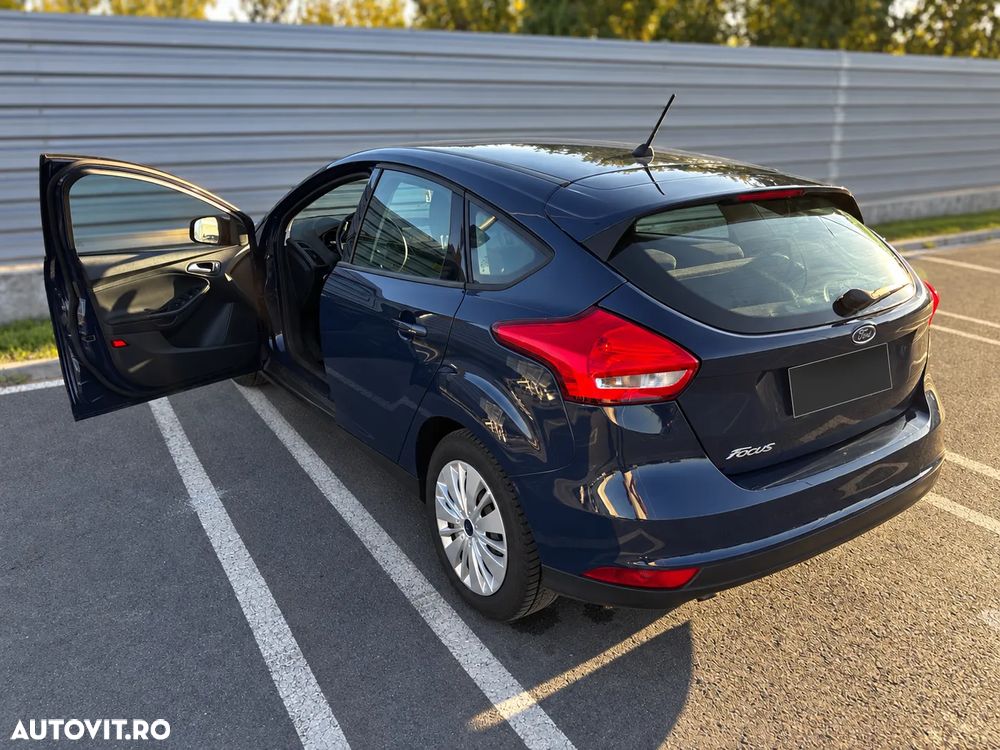 FORD Focus 2018 — imagine 6