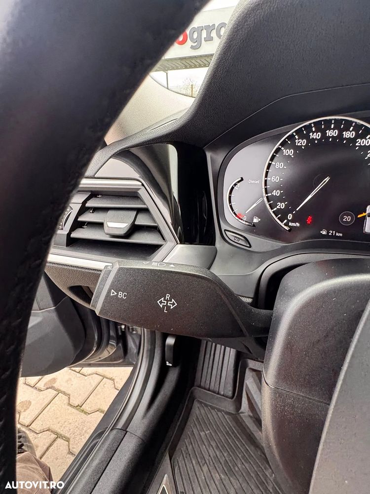 BMW Seria 3 320d xDrive AT - 37