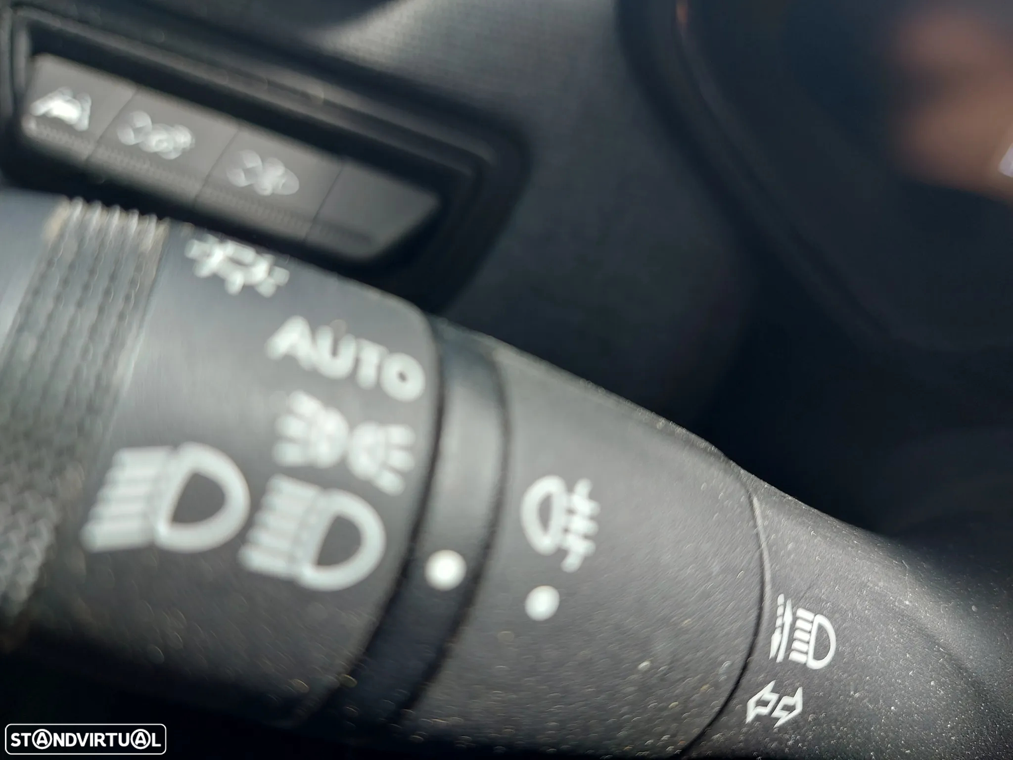 Renault Clio 1.0 TCe Evolution - 26