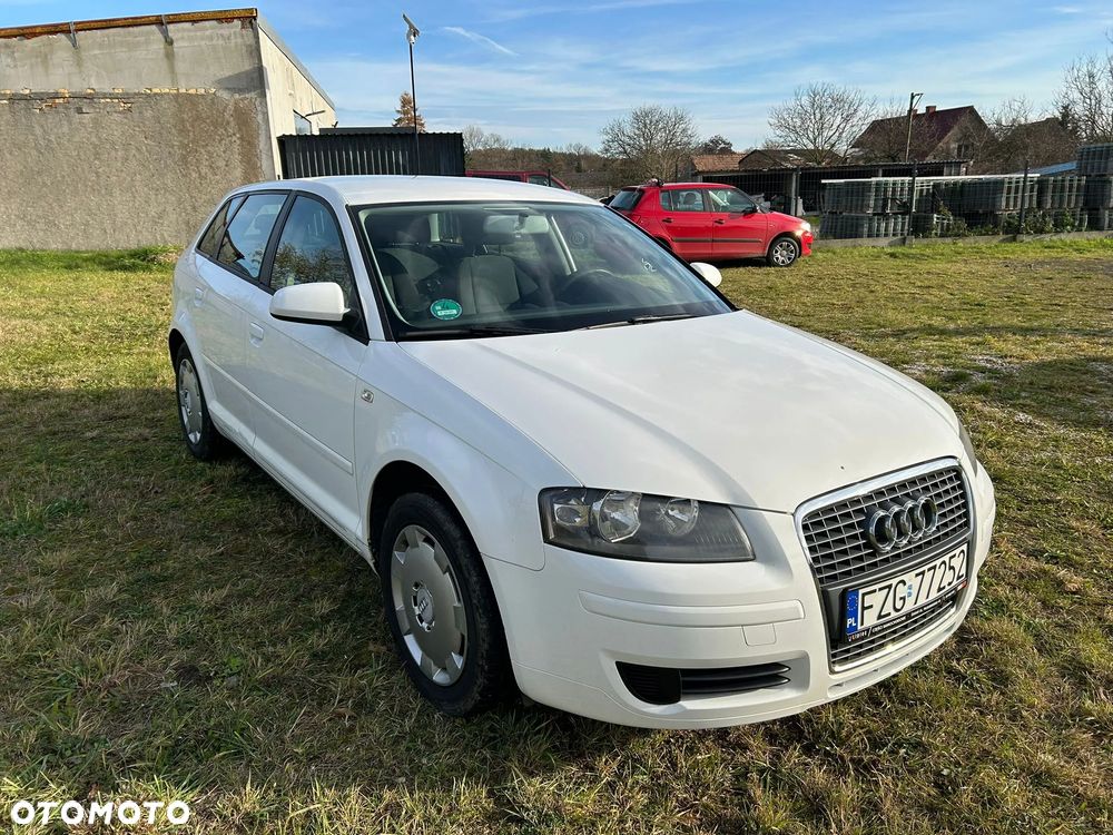 Audi A3 Sportback 1.4 TFSI Ambiente - 1