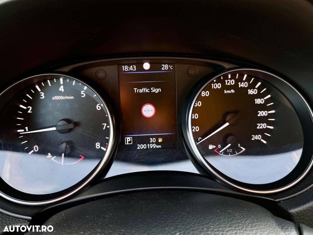 Nissan Qashqai - 21
