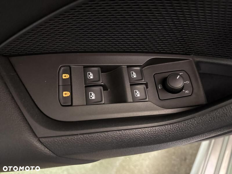 Skoda Octavia 1.5 TSI ACT Ambition - 12
