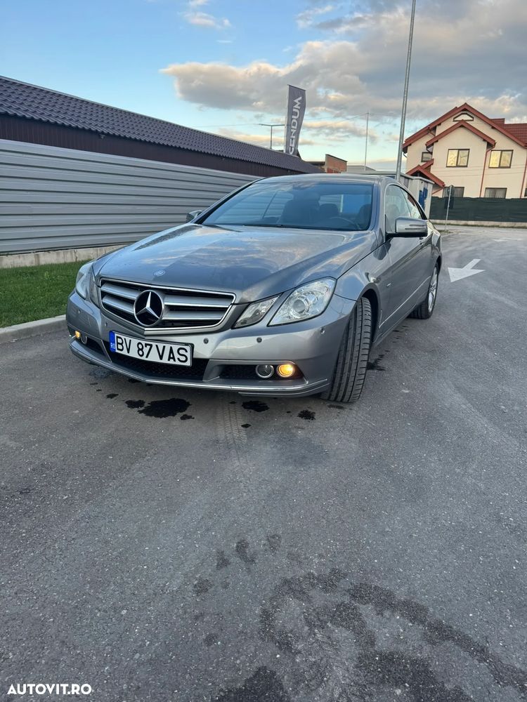 Mercedes-Benz E 220 CDI DPF Coupe BlueEFFICIENCY Automatik Avantgarde - 1