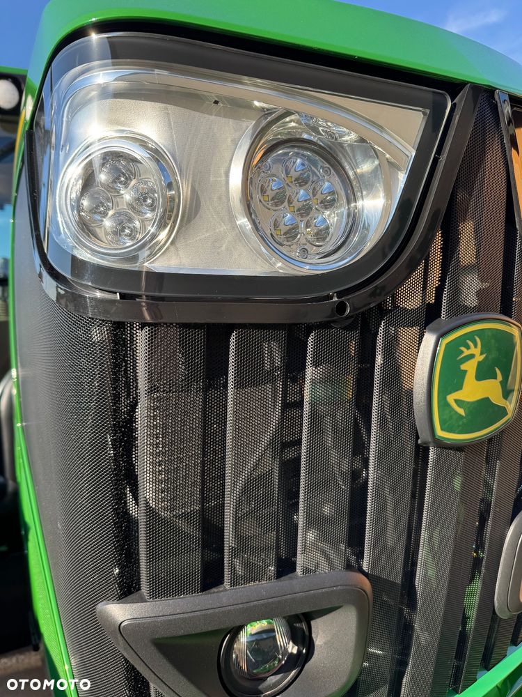 John Deere 6195M - 12