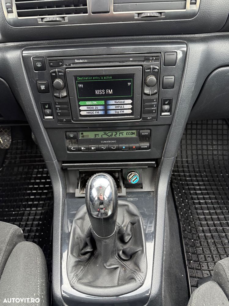 Skoda Superb 1,9 TDI Elegance - 8