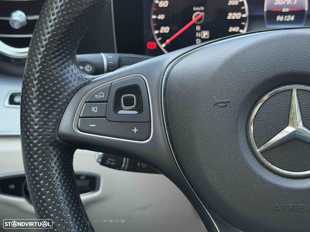 Mercedes-Benz E 350 e Avantgarde+ - 37