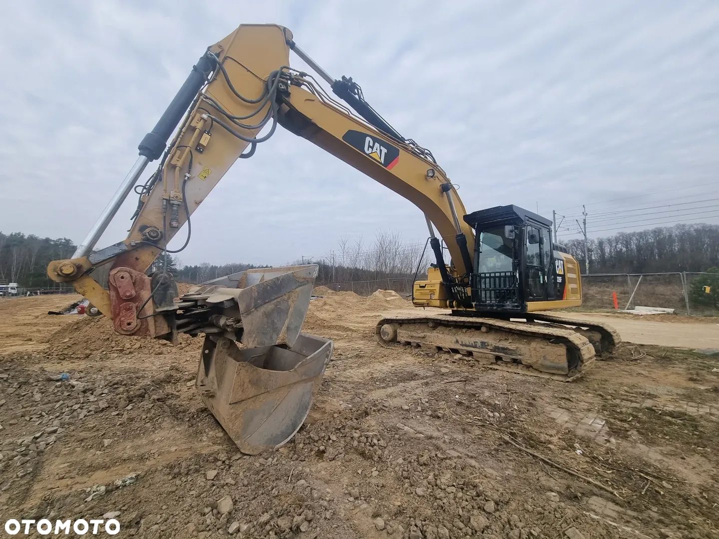 Caterpillar 326F - 1