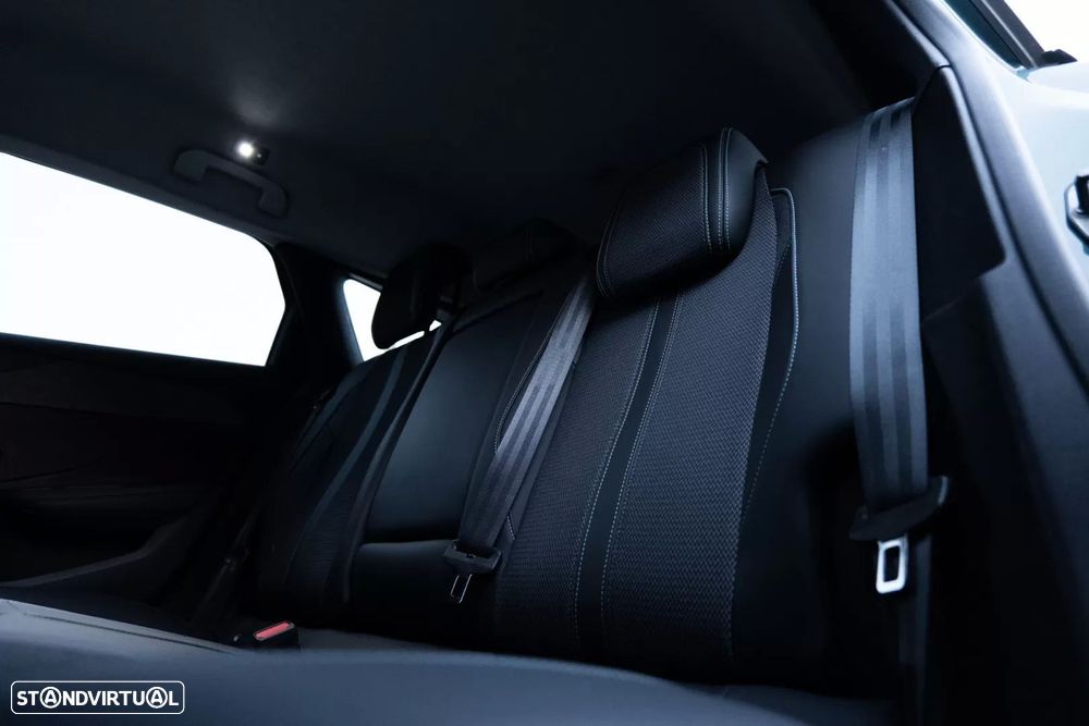 Peugeot 308 SW 1.6 Hybrid Allure Pack e-EAT8 - 15