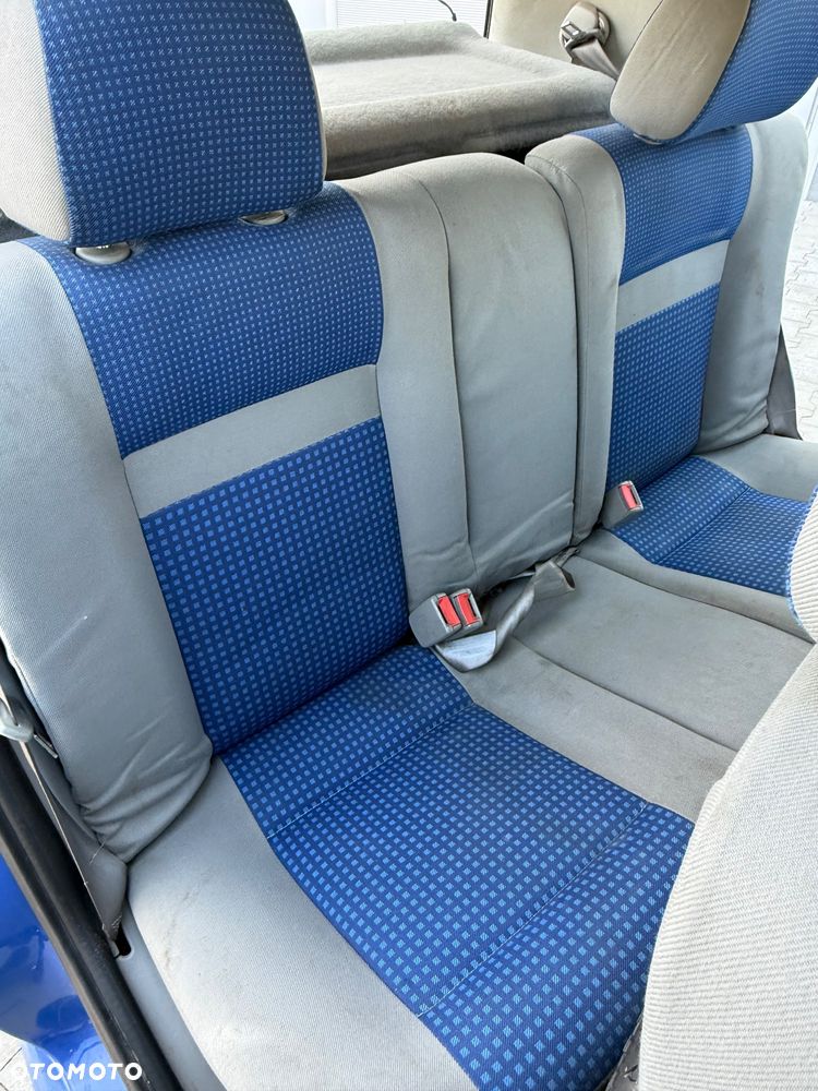 Volkswagen Polo 1.4 16V Trendline - 24