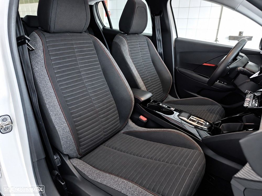 Peugeot e-208 50 kWh Active Pack - 12