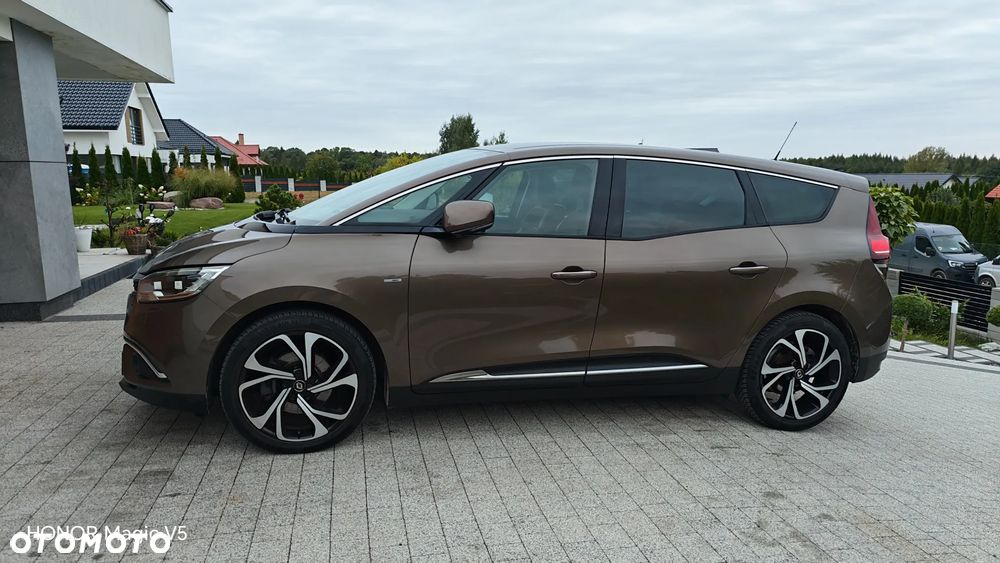 Renault Grand Scenic - 13
