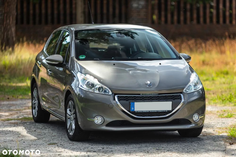 Peugeot 208 e-HDi 115 Stop&Start Allure - 5