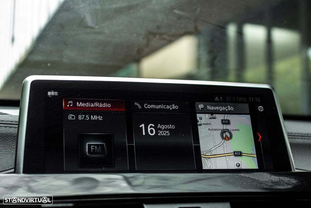 BMW X1 16 d sDrive xLine - 38