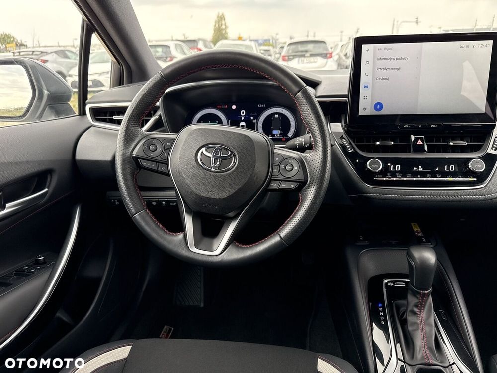 Toyota Corolla - 13