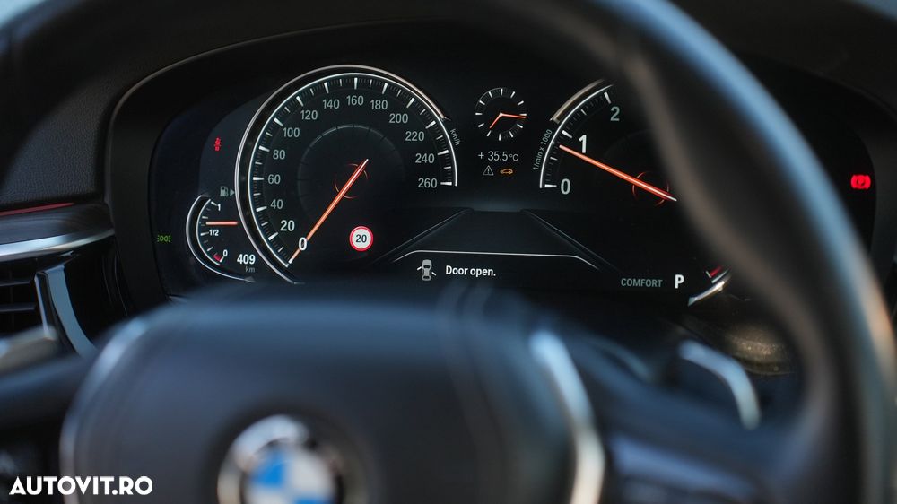 BMW Seria 5 540i Aut. Sport Line - 30