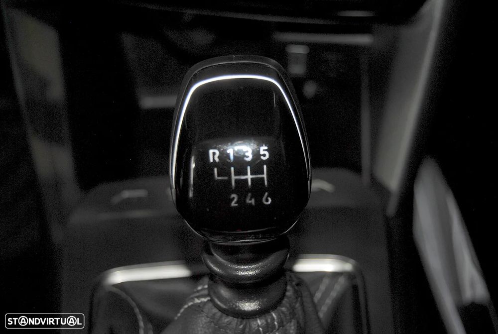Opel Mokka 1.2 T GS - 32