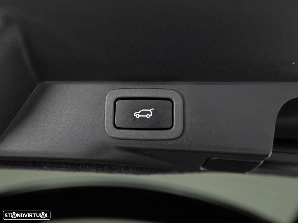 Land Rover Range Rover Sport - 16