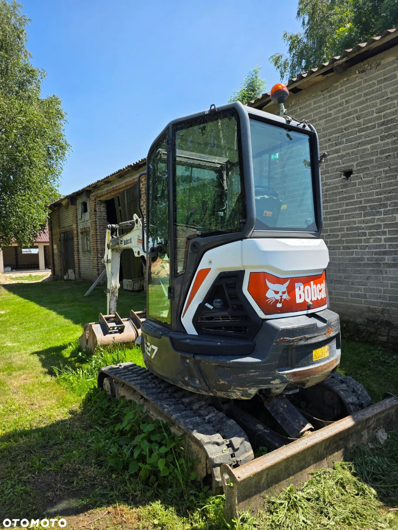 Bobcat E20Z - 1