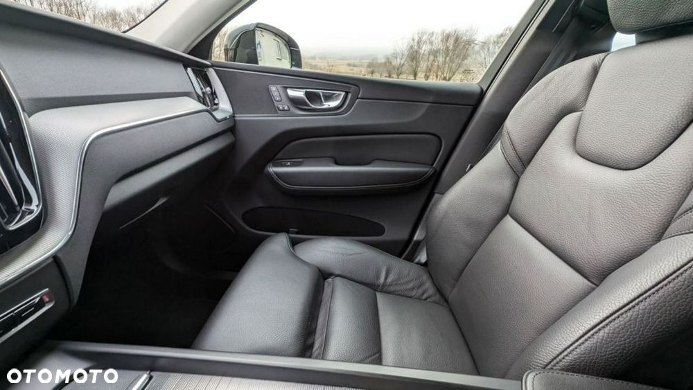Volvo XC 60 - 28