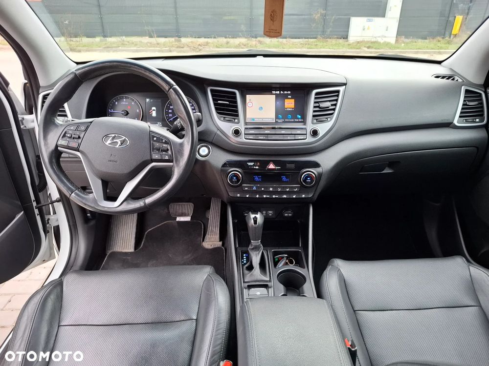 Hyundai Tucson blue 1.7 CRDi 2WD DCT Premium - 11