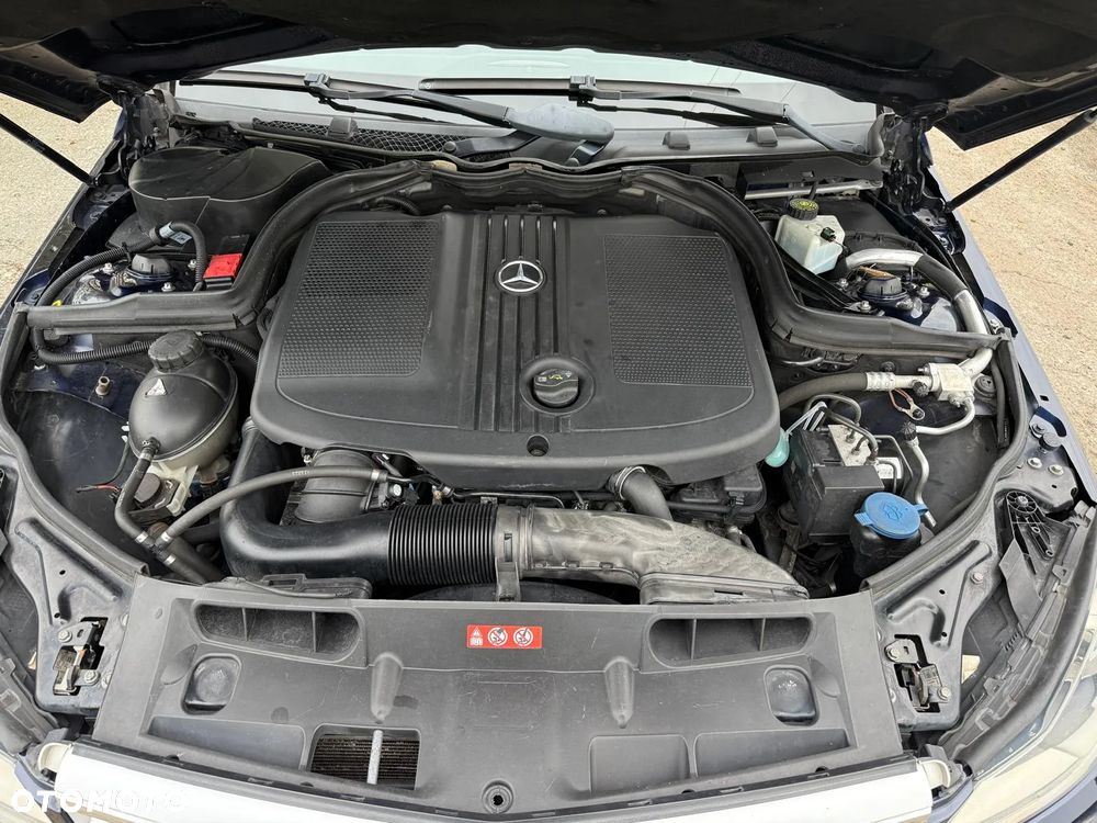 Mercedes-Benz Klasa C 200 CDI BlueEff Avantgarde - 12