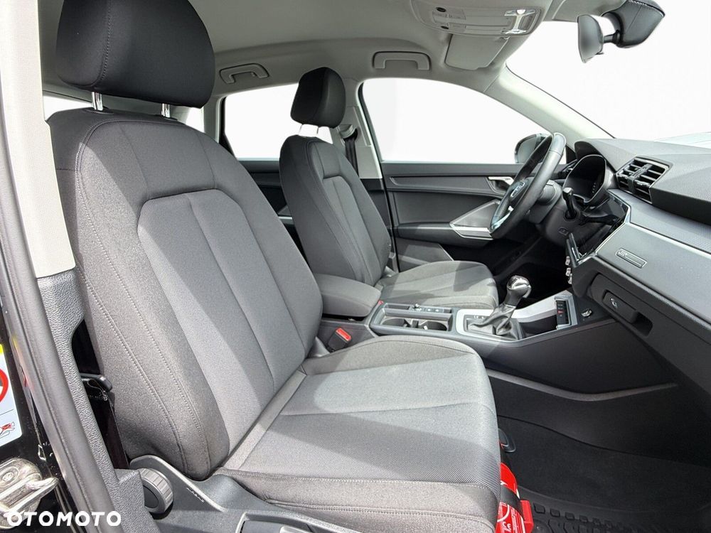 Audi Q3 - 25