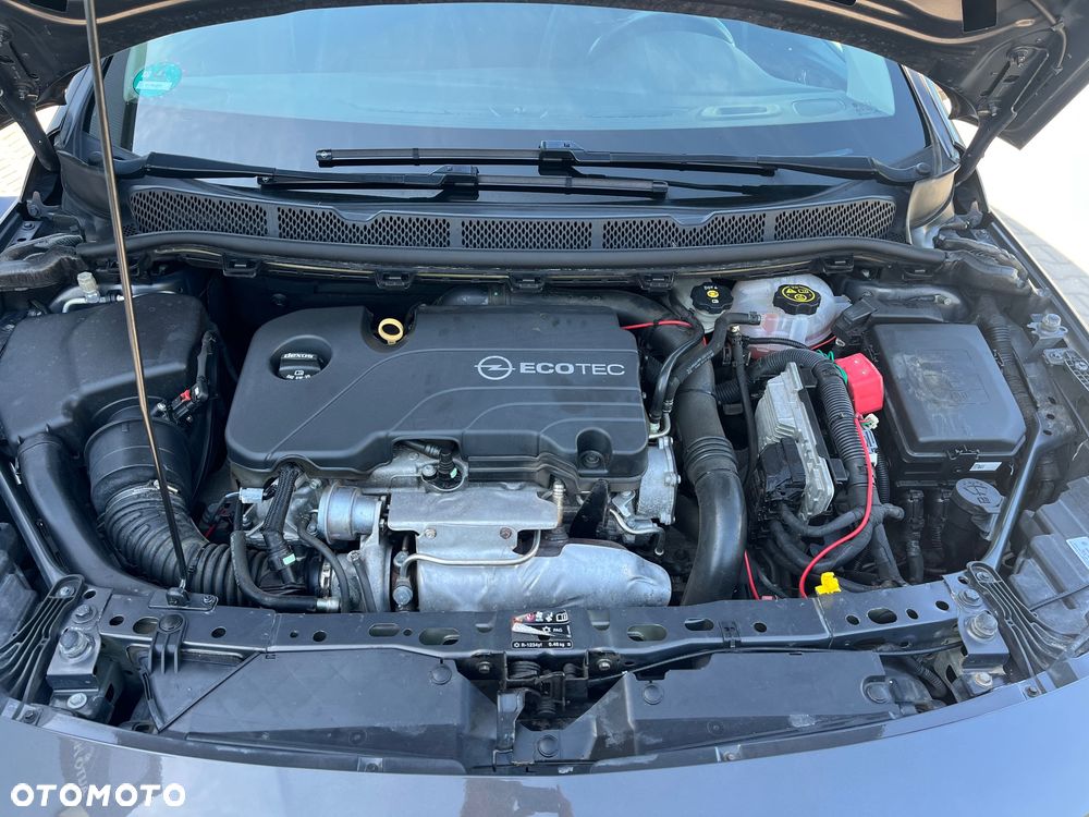 Opel Astra 1.4 Turbo Start/Stop Automatik Innovation - 32