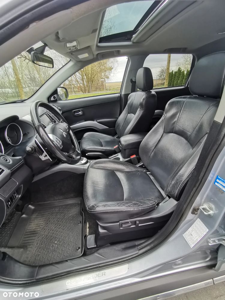 Mitsubishi Outlander 2.2 DI-D 4WD TC-SST Motion - 21