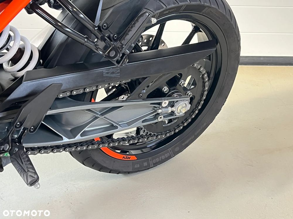 KTM Duke 125 - 10