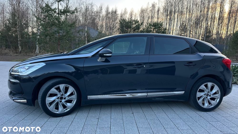 DS Automobiles DS 5 - 6